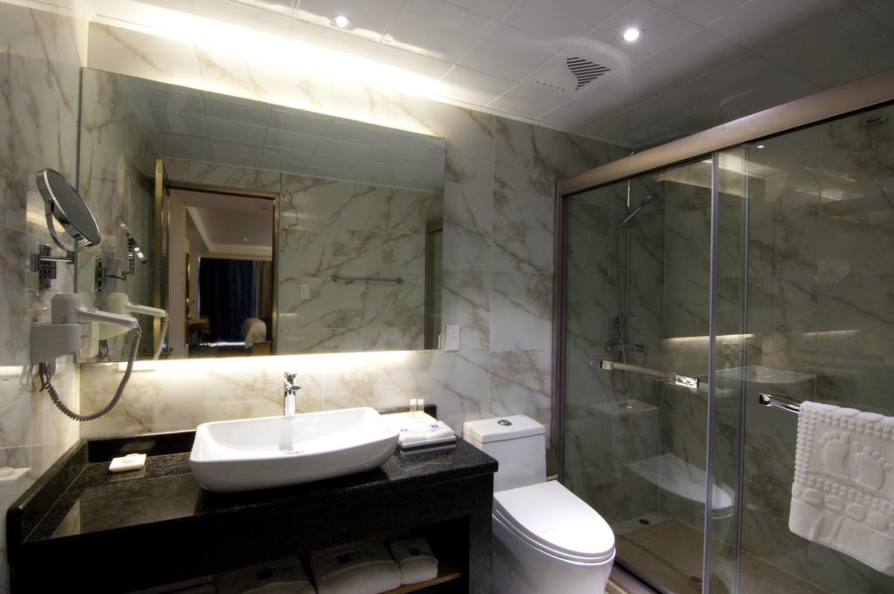 Lyz Business Hotel Lima Ngoại thất bức ảnh