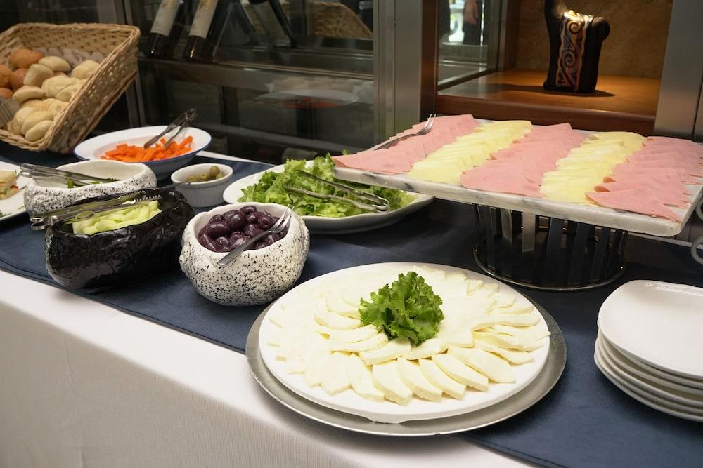 Lyz Business Hotel Lima Ngoại thất bức ảnh