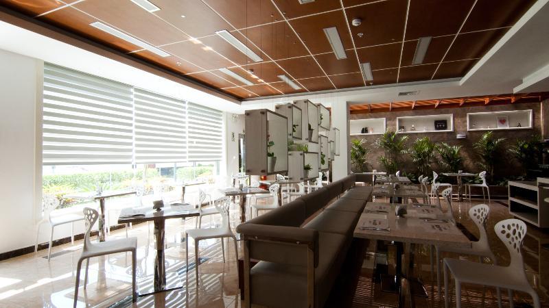 Lyz Business Hotel Lima Ngoại thất bức ảnh